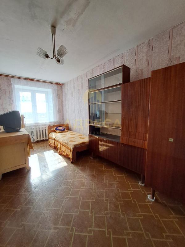 В продаже просторная трёхкомнатная квартира общей площадью 56,4 кв. - Оренбург