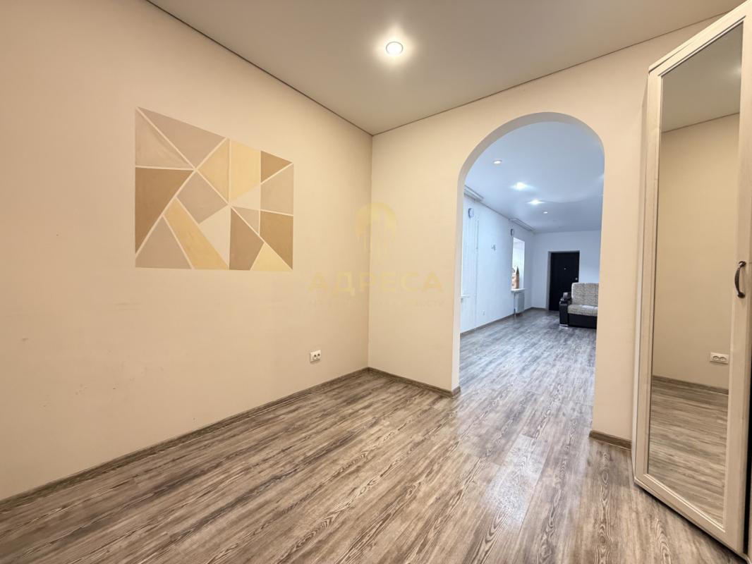 Продаётся дом для большой семьи в поселке Павловка, со всей необходимой инфраструктурой для комфортн - Павловка