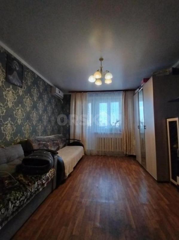 Продам квартиру, Отличная локация. - Орск