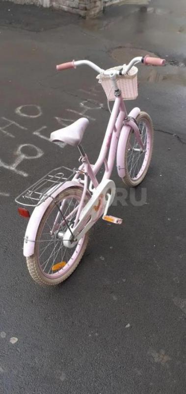 Продам велосипед для девочки, в хорошем состоянии, очень красивый, район ОЗТП - Орск