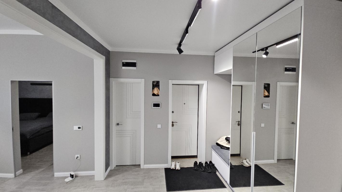 💎 ЖЕМЧУЖИНА В ИСТОРИЧЕСКОМ ЦЕНТРЕ НОВОТРОИЦКА! 💎

Продается эксклюзивная 4-комнатная квартира с диза - Новотроицк