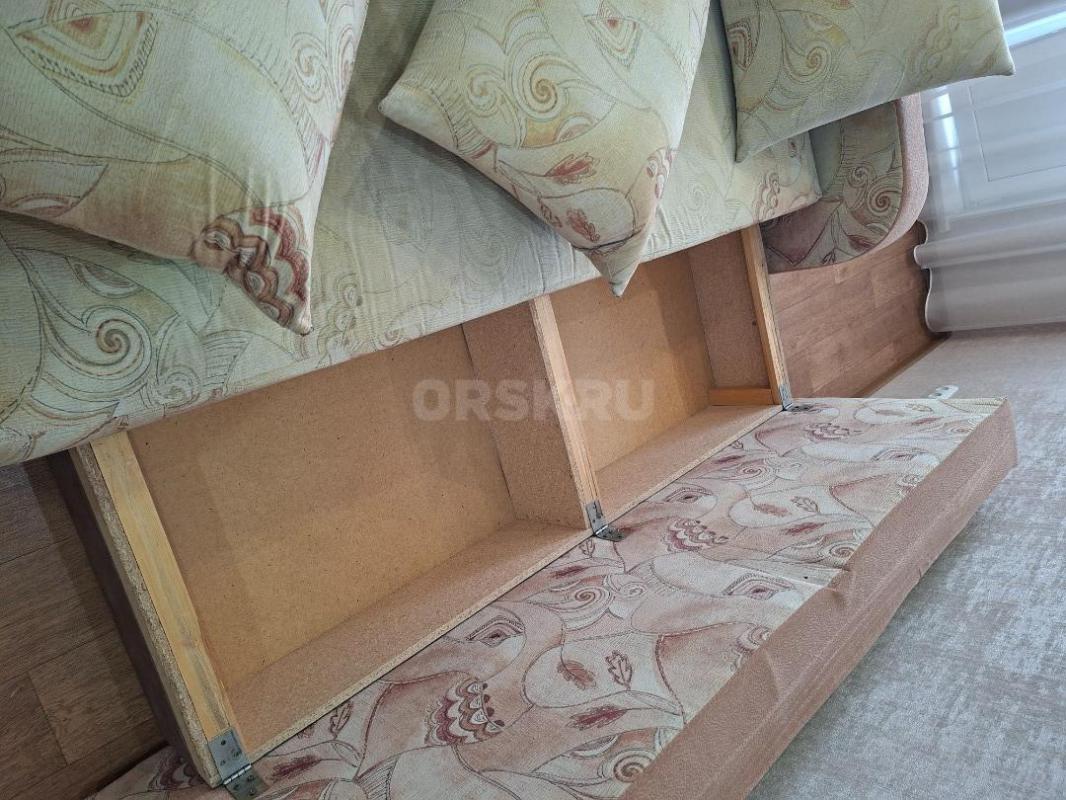 Диван,  размер185 на 150, - Орск