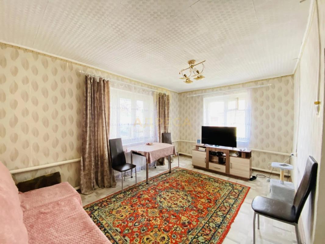 Продается 4 комнатная квартира площадью 64 кв. - Оренбург