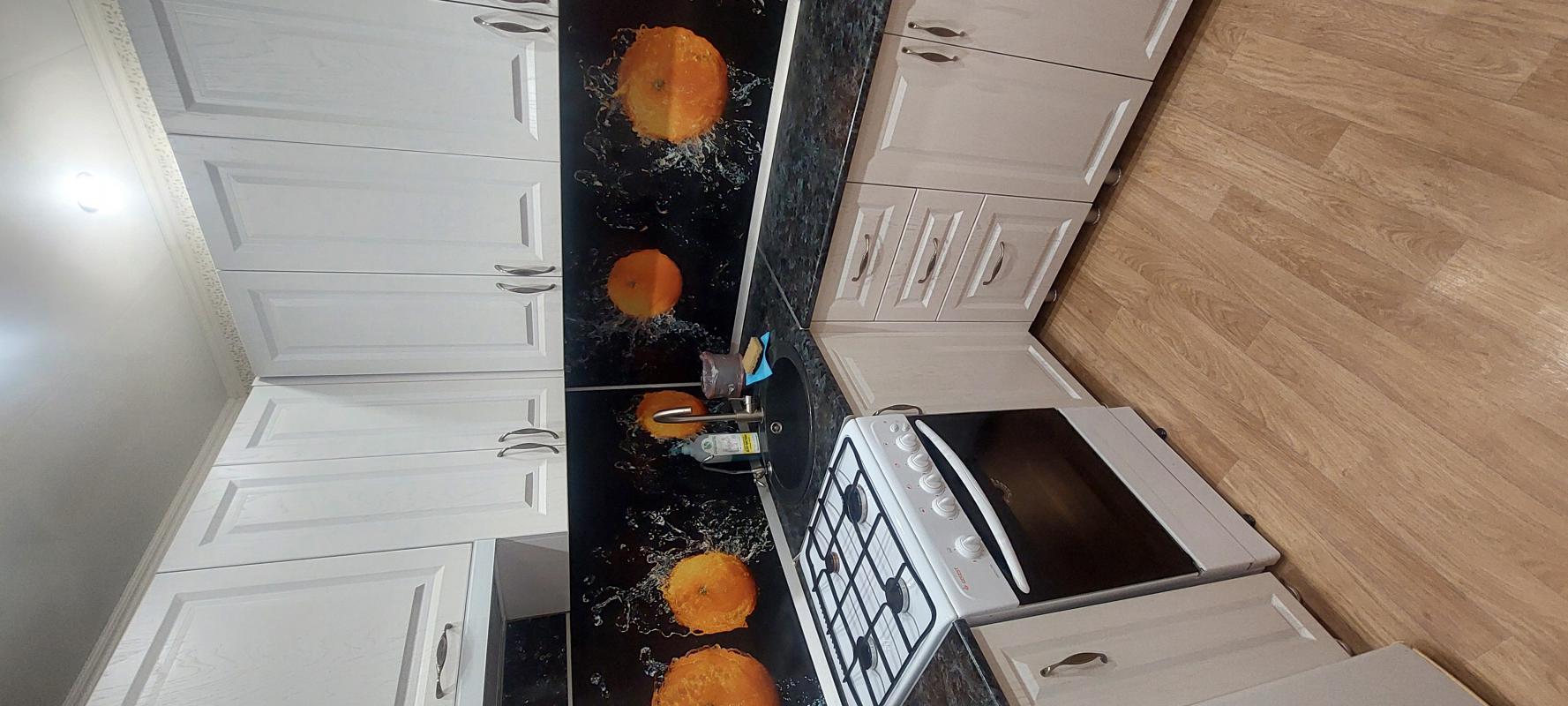 Квартира с ремонтом и мебелью. - Новотроицк