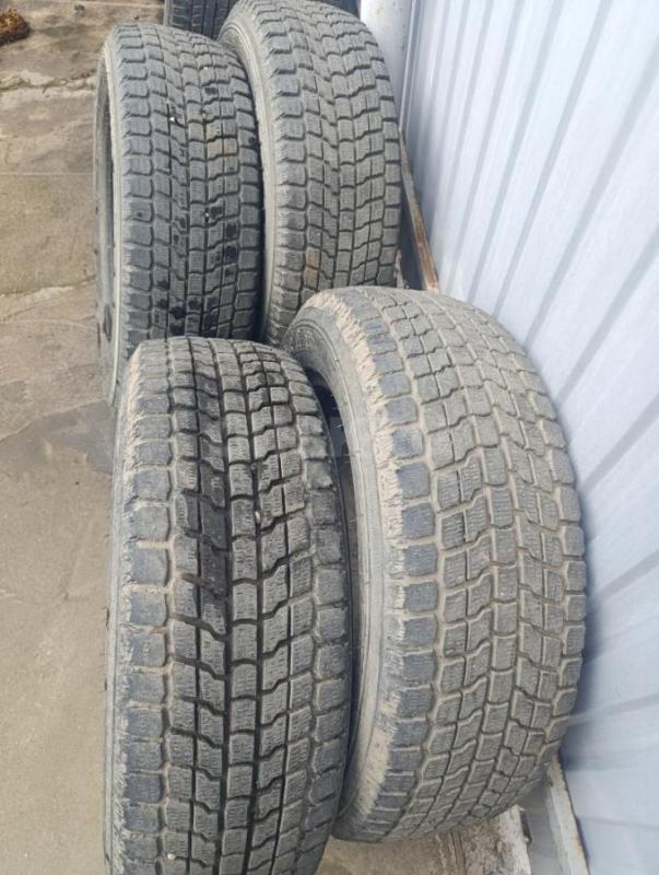 R18 YOKOHAMA 225/65  1030 radial липучка - Орск