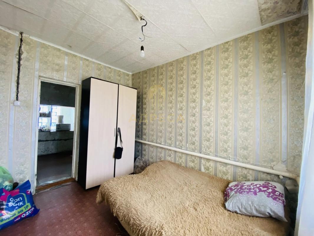 Продается 4 комнатная квартира площадью 64 кв. - Оренбург