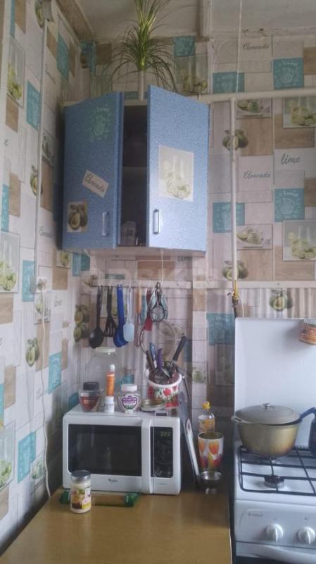 Дом четырёх квартирный, канализация, унитаз, воды нет, есть баня, 4 сотки земли. - Орск