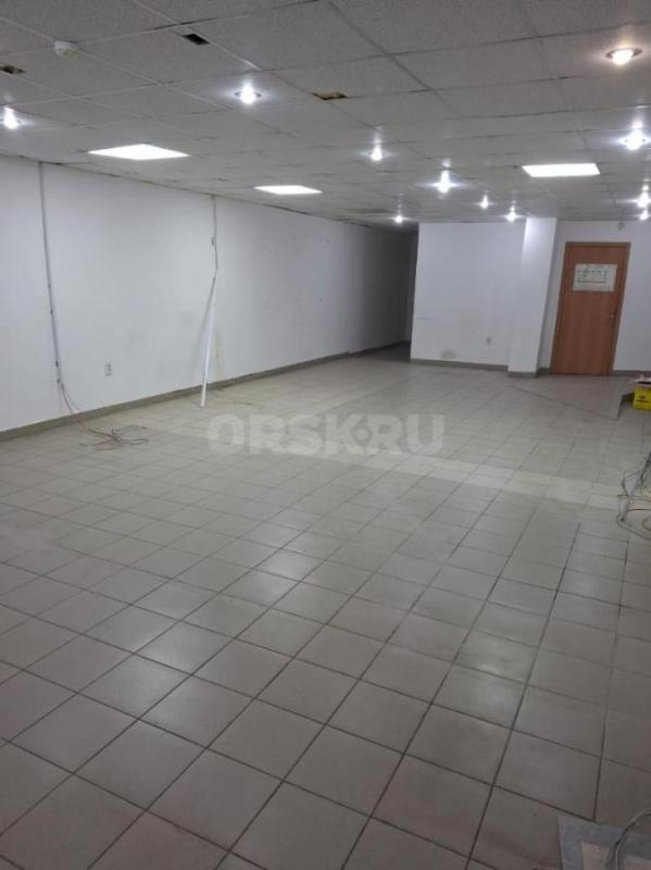 Сдам в аренду помещение под офис, магазин 89 кв. - Орск