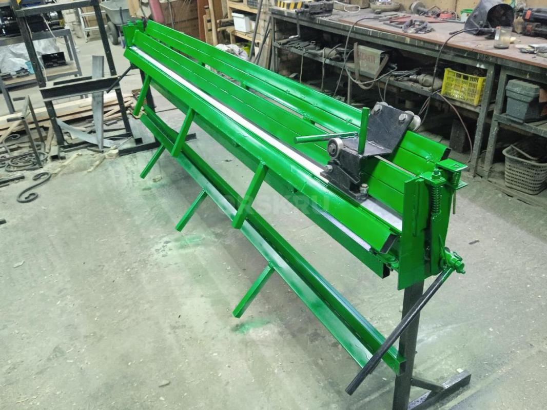 листогиб 2 в 1 с отрезным ножом  для изготовления отливов  коньков  подоконников
пресс гаражный  це - Орск