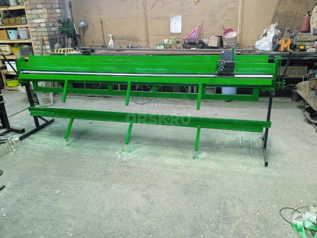 листогиб 2 в 1 с отрезным ножом  для изготовления отливов  коньков  подоконников
пресс гаражный  це - Орск