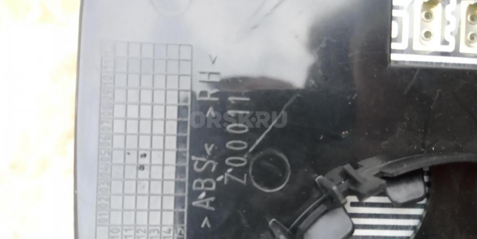 Пежо 406
Продам  крышку багажника,– дорестайл,  фара передняя левая – рестайл. - Орск