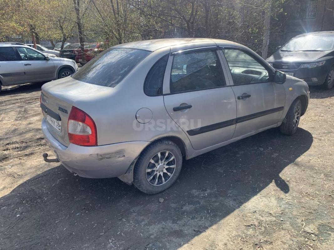 Lada Kalina 1 , 2007 год 
Цвет Серебристо-Бежевый 
4 владельца по ПТС
Реальный пробег 221000
Дно - Орск