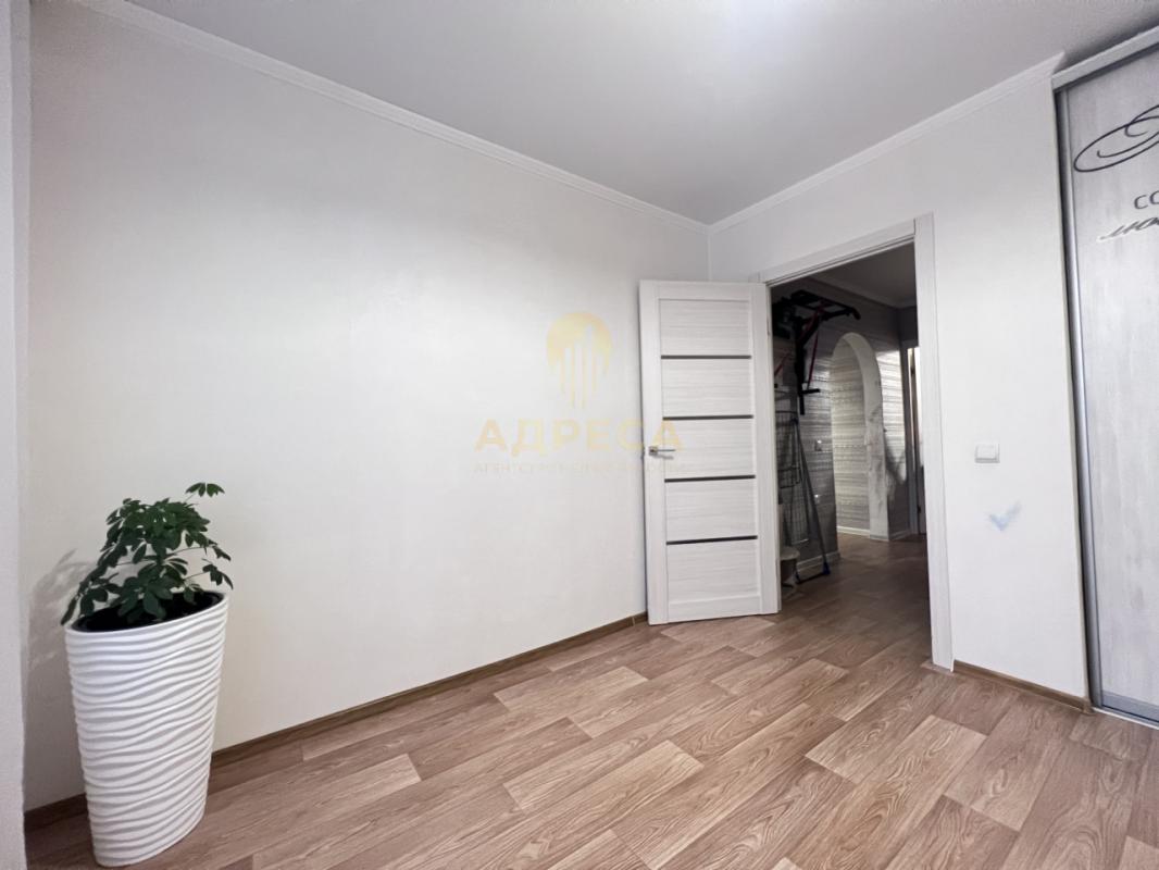 Продается 3-кoмнатнaя квартира нa 4 - этаже 9-ти этажного дома по адресу ул. - Оренбург