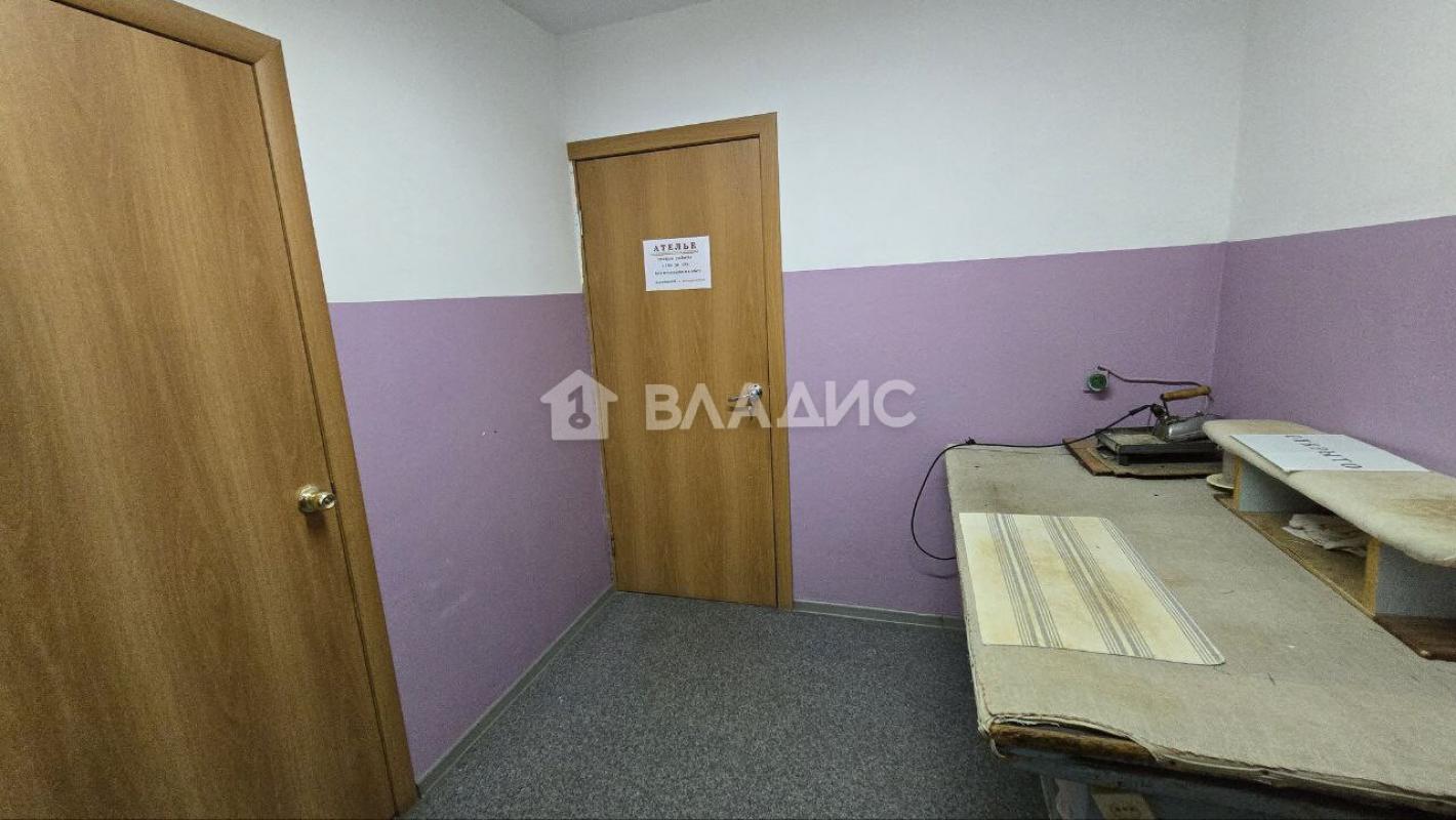 Продам нежилое помещение пр. - Не указан