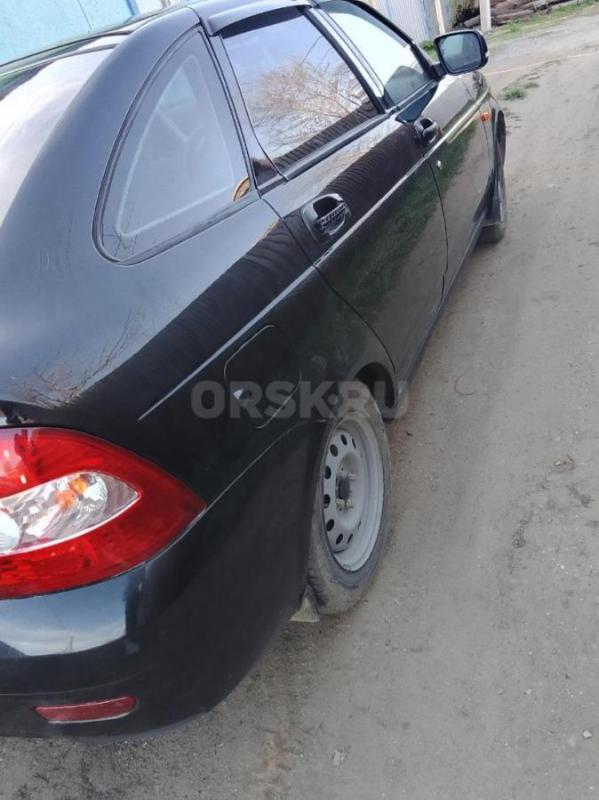 Собственник
Без кондицанера
Сёл поехал
Техкнижка
Два ключя два Брилка
Пробег 175200
Ухожена - Орск