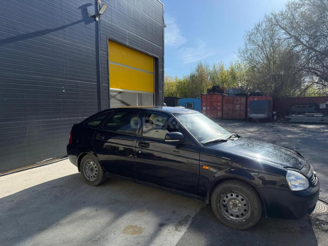 Собственник
Без кондицанера
Сёл поехал
Техкнижка
Два ключя два Брилка
Пробег 175200
Ухожена - Орск