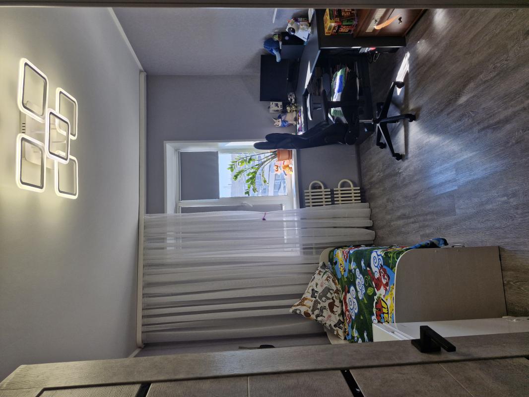 Тёплая, раздельная  2 -комнатн. - Не указан