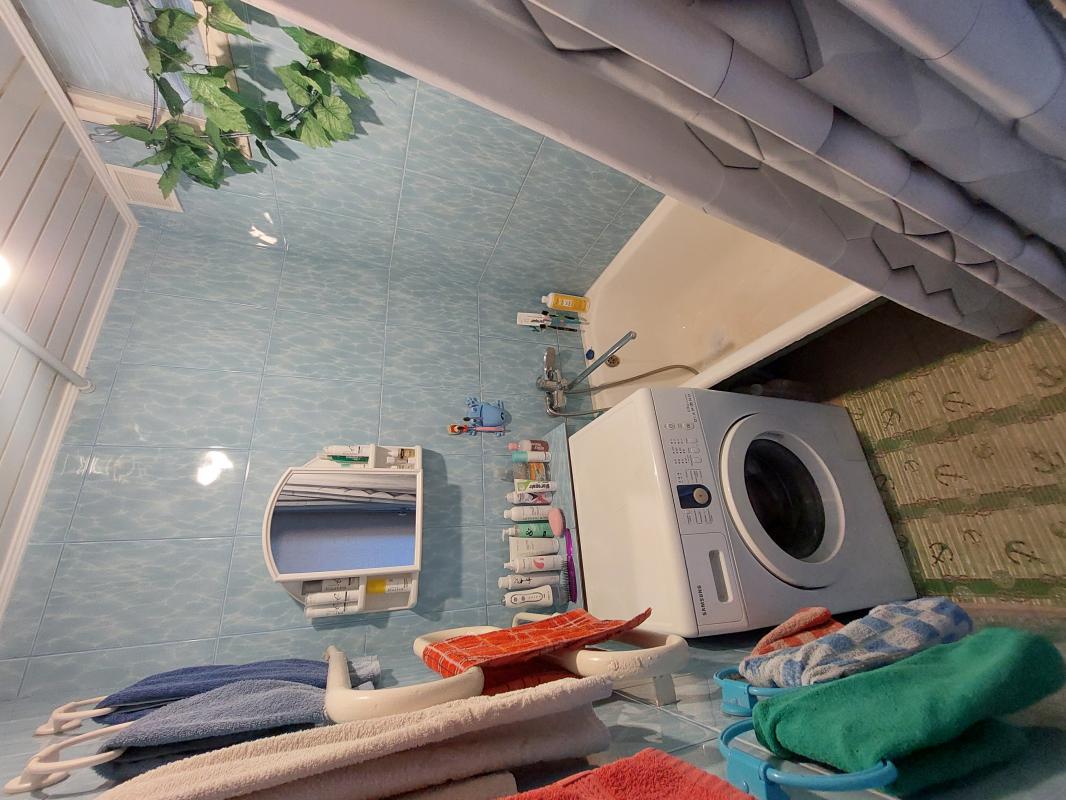 Продается 2хкомнатная квартира
 с раздельными комнатами (планировка РАСПАШОНКА / БАБОЧКА)! - Новотроицк