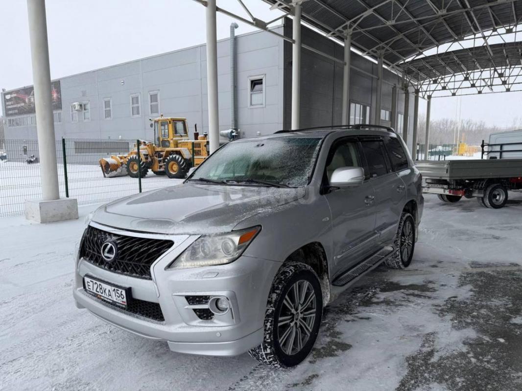 В отличном состояние, резина зима лето. - Орск