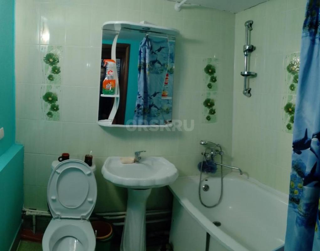 Продам дом в п. - Орск