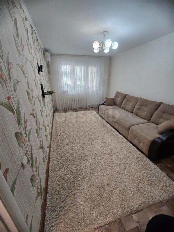 Продается  3-х комнатная квартира по адресу Ул. - Орск