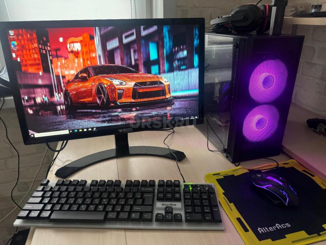 8х ядерный игровой компьютер 
16 gb оперативной памяти 
Ssd 256 gb Kingston 
Gtx 1660 ti -6gb 
М - Орск