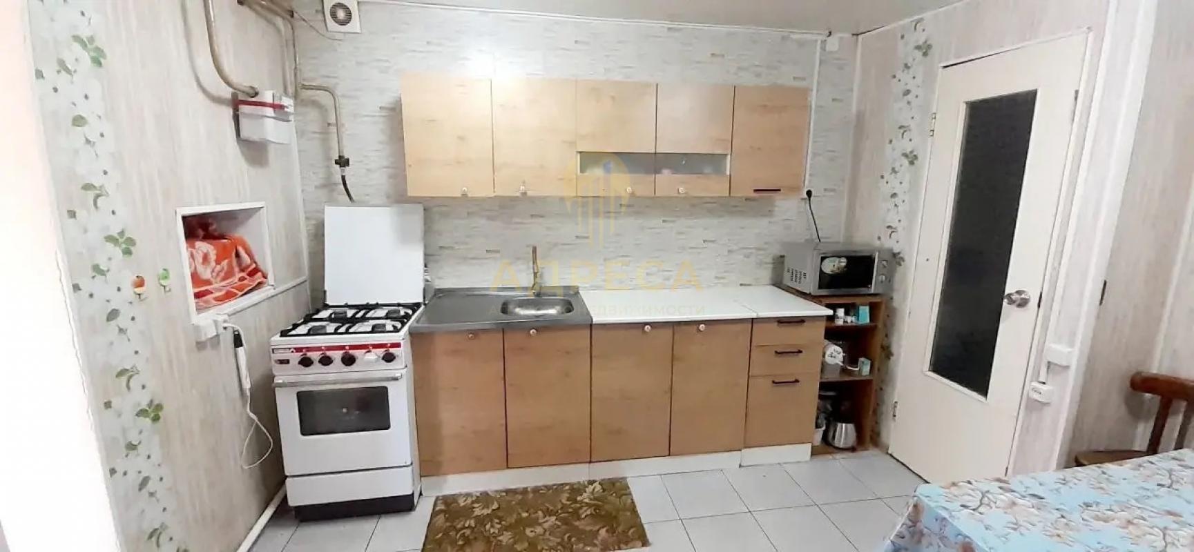 Продается дом в п. - Акбулак