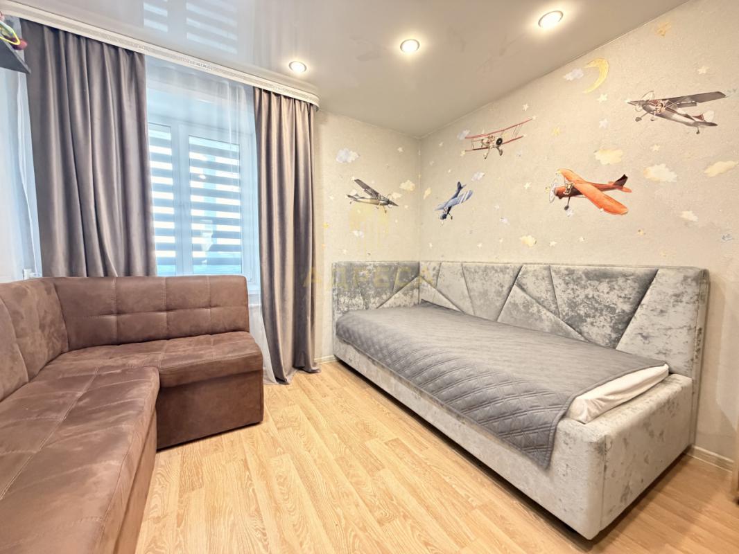 Продается 3-кoмнатнaя квартира нa 4 - этаже 9-ти этажного КИРПИЧНОГО дома по адресу ул. - Оренбург