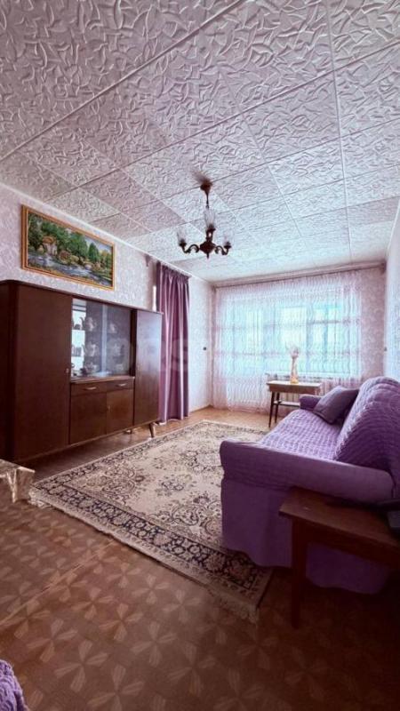 Продаю 3-х комнатную квартиру( маломерка), общей площадью 42 кв. - Орск