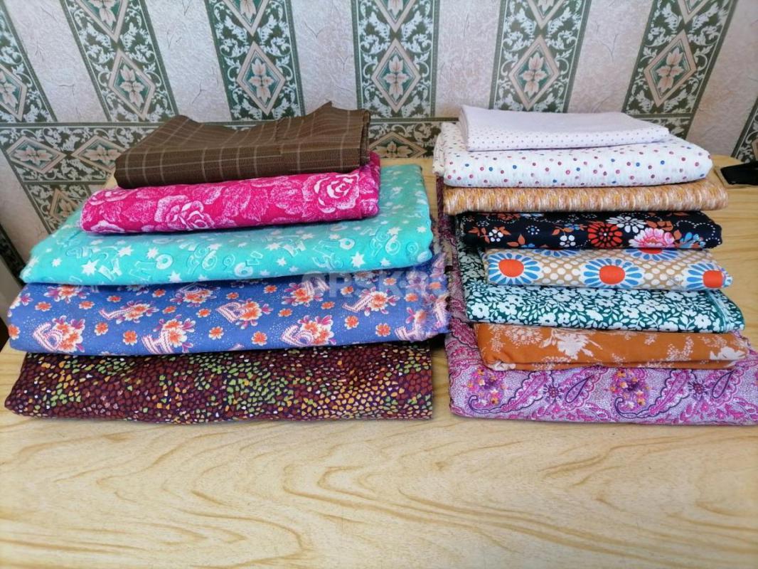Ткани разные: х/б - ситец, сатин, фланель, полотенечная вафельная, наперник, шёлк, трикотаж чёрный, - Орск