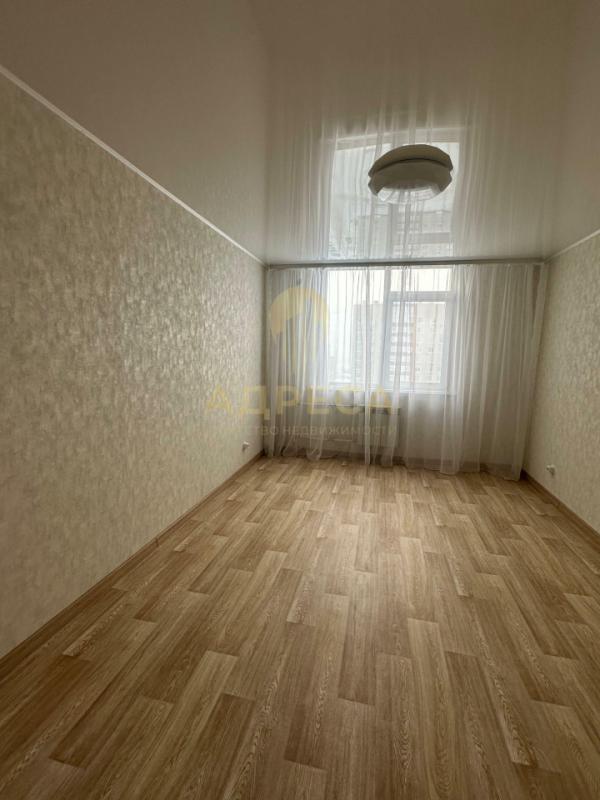 Продается уютная евро двухкомнатная квартира с новым ремонтом. - Оренбург