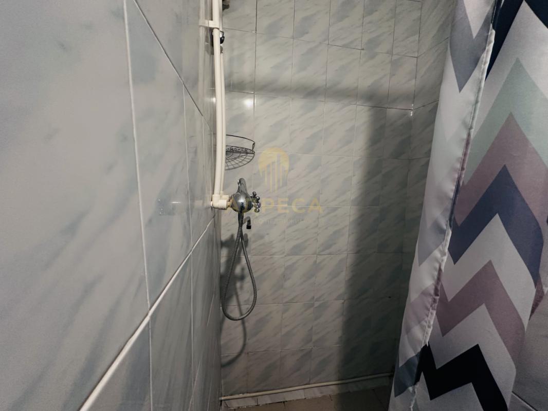 Продается чистая, ухоженная комната. - Оренбург