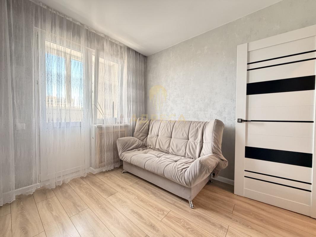 Продаётся тёплая, уютная квартира с удобной планировкой, общей площадью 38 кв. - Оренбург