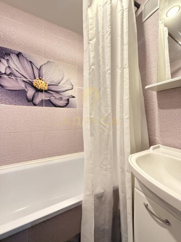 Продается 3-кoмнатнaя квартира нa 4 - этаже 9-ти этажного КИРПИЧНОГО дома по адресу ул. - Оренбург