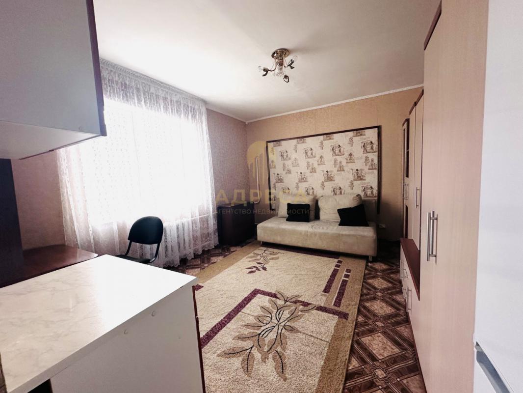 Продается чистая, ухоженная комната. - Оренбург