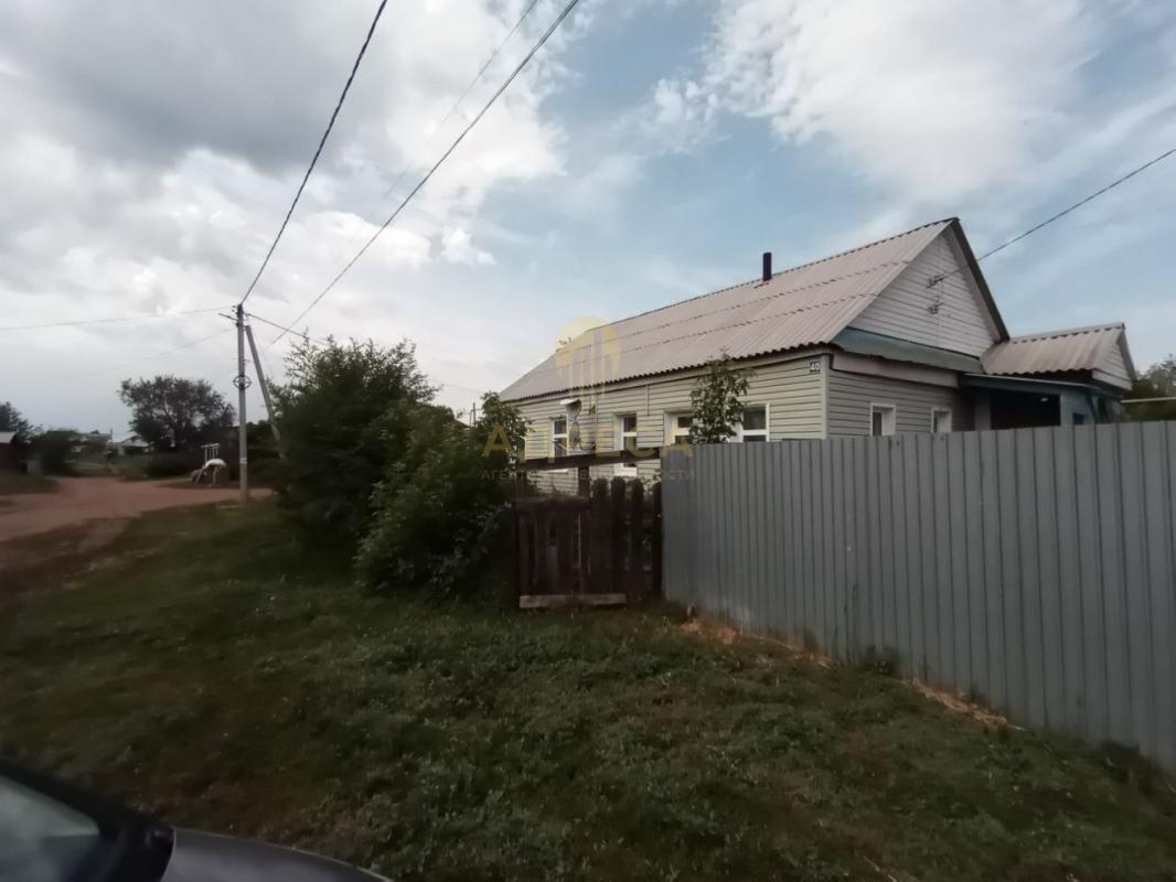 Дом расположен с живописном селе Татарская Каргала, недалеко протекает река Сакмара. - Оренбург