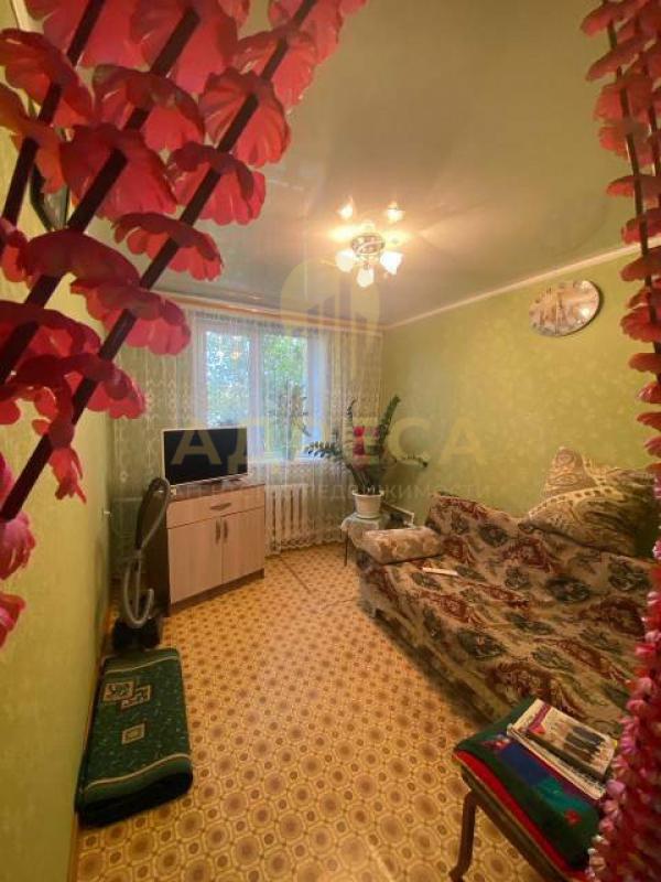 В продаже дом расположенный в живописном уголке природы, всего 30 км. - Оренбург