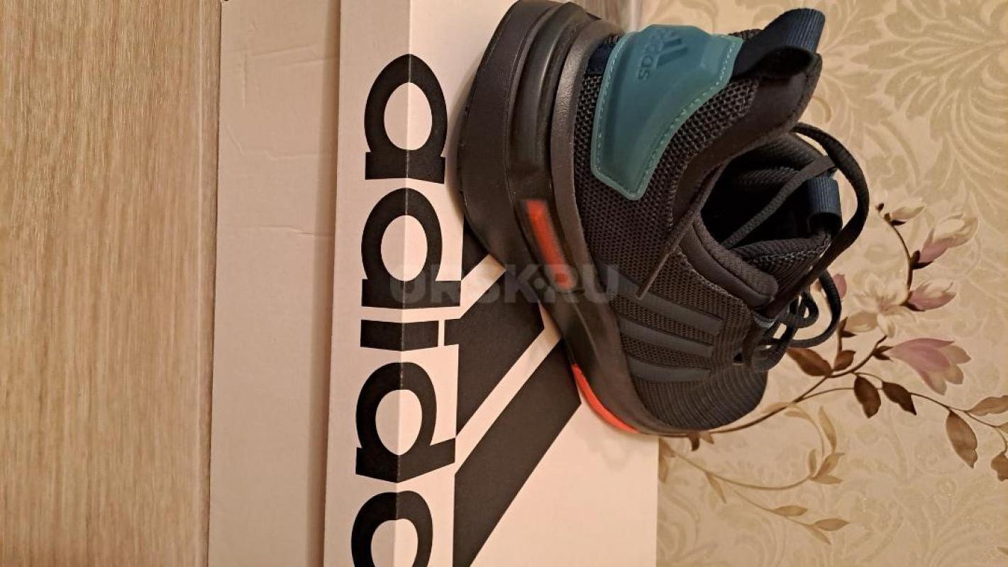 Кроссовки Адидас. - Орск