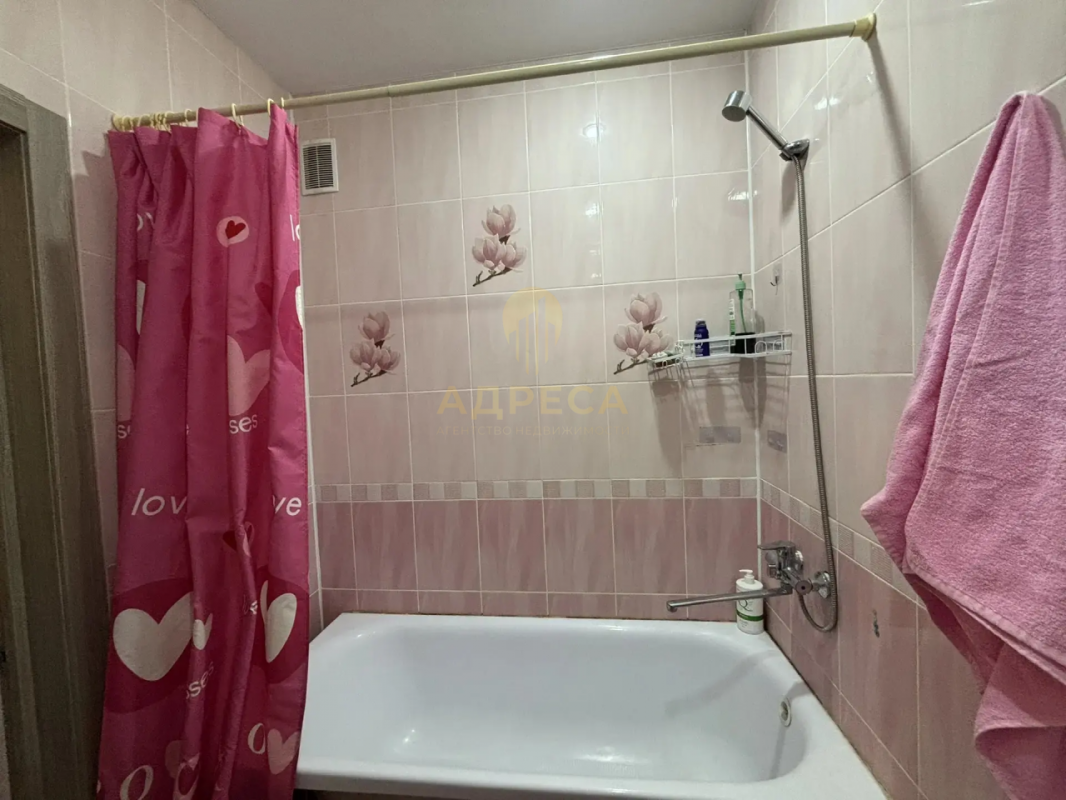 Продается уютная квартира в современном жилом комплексе! - Оренбург