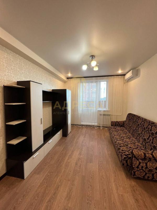 Предлагаем вашему вниманию просторную и уютную двухкомнатную квартиру площадью 59,6 кв. - Оренбург