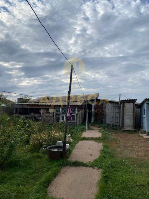 В продаже дом расположенный в живописном уголке природы, всего 30 км. - Оренбург