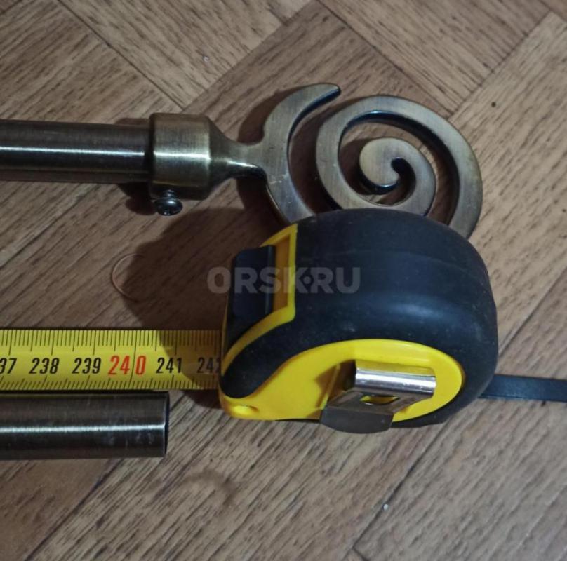 Карниз /гардина для штор двухрядный металлический под бронзу д

Длина 240 см 5 мм или 2,4м плюс 5 - Орск