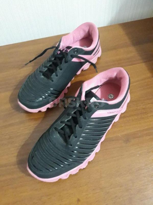 Ботиночки в отличном р.37 -300 руб., лоферы р.39  кожа очень мягкая,ножкам комфортно, первые новые - - Орск