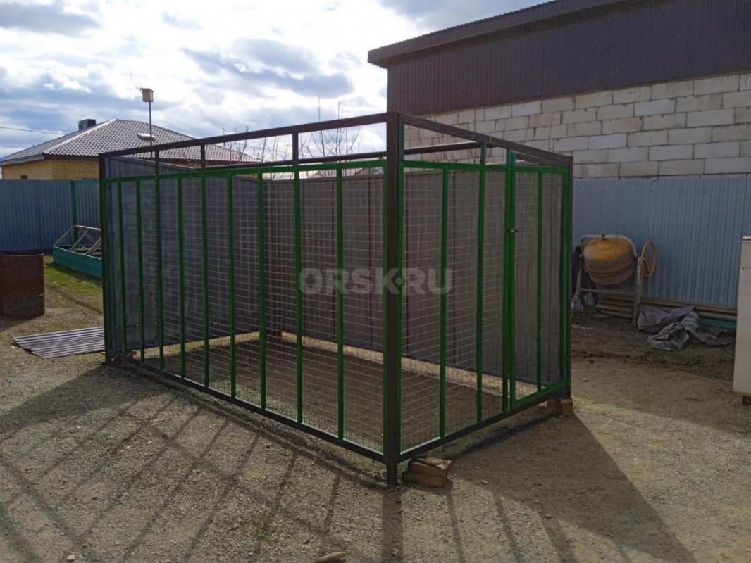 вольер для собак в отличном состоянии
легко рабирается
дл 4 метра
шир 2 метра
выс 2 метра - Орск
