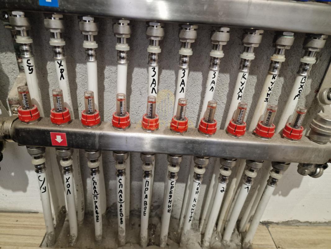 Продается дом, завершенного строительства и введенного в эксплуатацию по адреса ул. - Оренбург