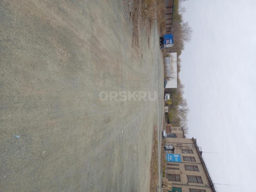 Под ОПТОВЫЙ РЫНОК , РЫНОК , сдается 1Га (10000 кв м ) площадка на огороженной территории за ТРК ЕВРО - Орск