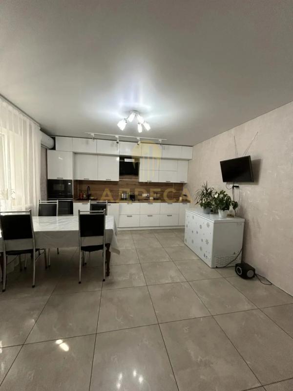 Продается дом, завершенного строительства и введенного в эксплуатацию по адреса ул. - Оренбург