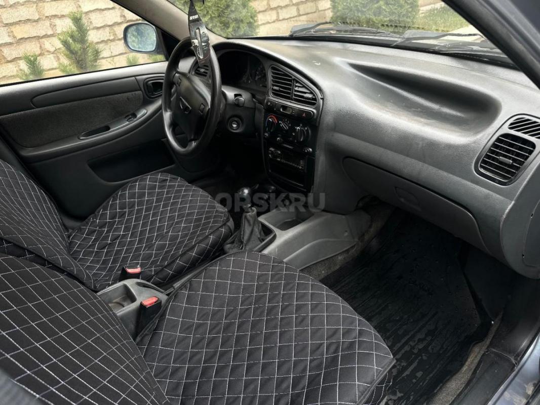 Продам Chevrolet Lanos 2008г
3 собственника 
Пробег 152.000 
Двигатель 1.5 работает отлично 
КПП - Орск