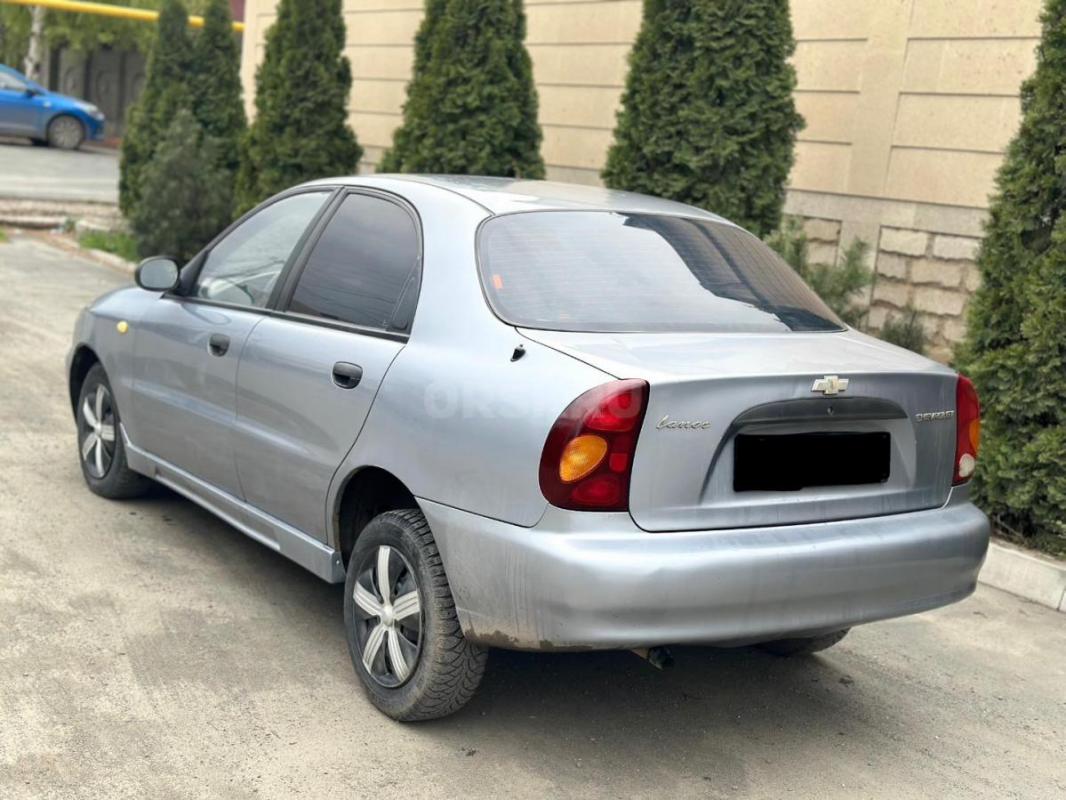 Продам Chevrolet Lanos 2008г
3 собственника 
Пробег 152.000 
Двигатель 1.5 работает отлично 
КПП - Орск