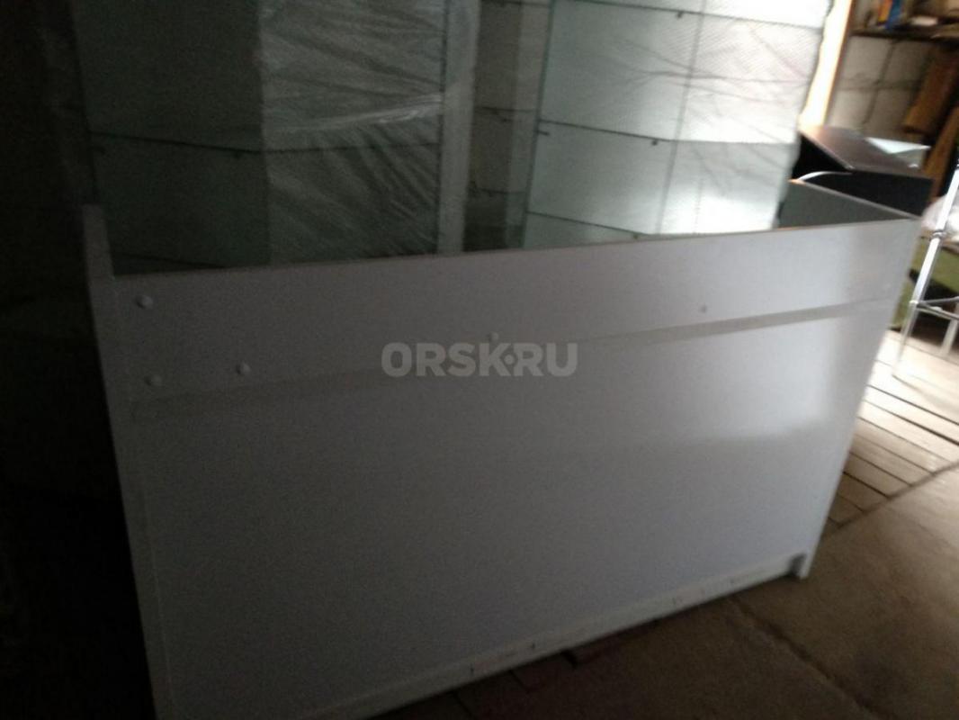 Продам тумбочки стелажи столы рецепшен - Орск